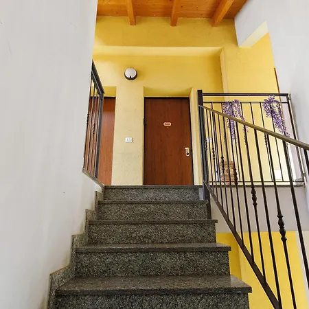 Dimora Chiaretta Dom wakacyjny Caronno Pertusella